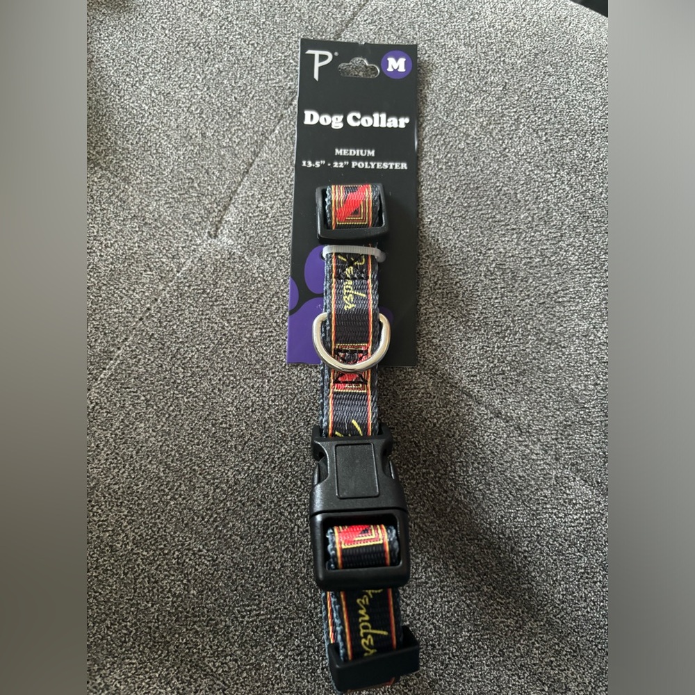 Fender Size Medium Dog Collar 13.5”-22” NWT
